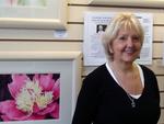 Bev wells | Watercolour Flower Painting and Colour Mixing teacher